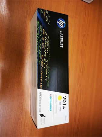 HP toner 201A/Yellow/1400 stran - poškozený obal